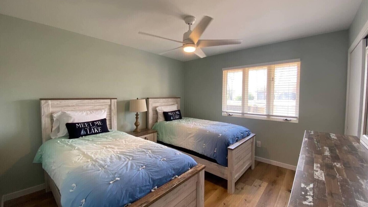 Lake Ozark Condo | "Blue Heron Inn At The Lake"