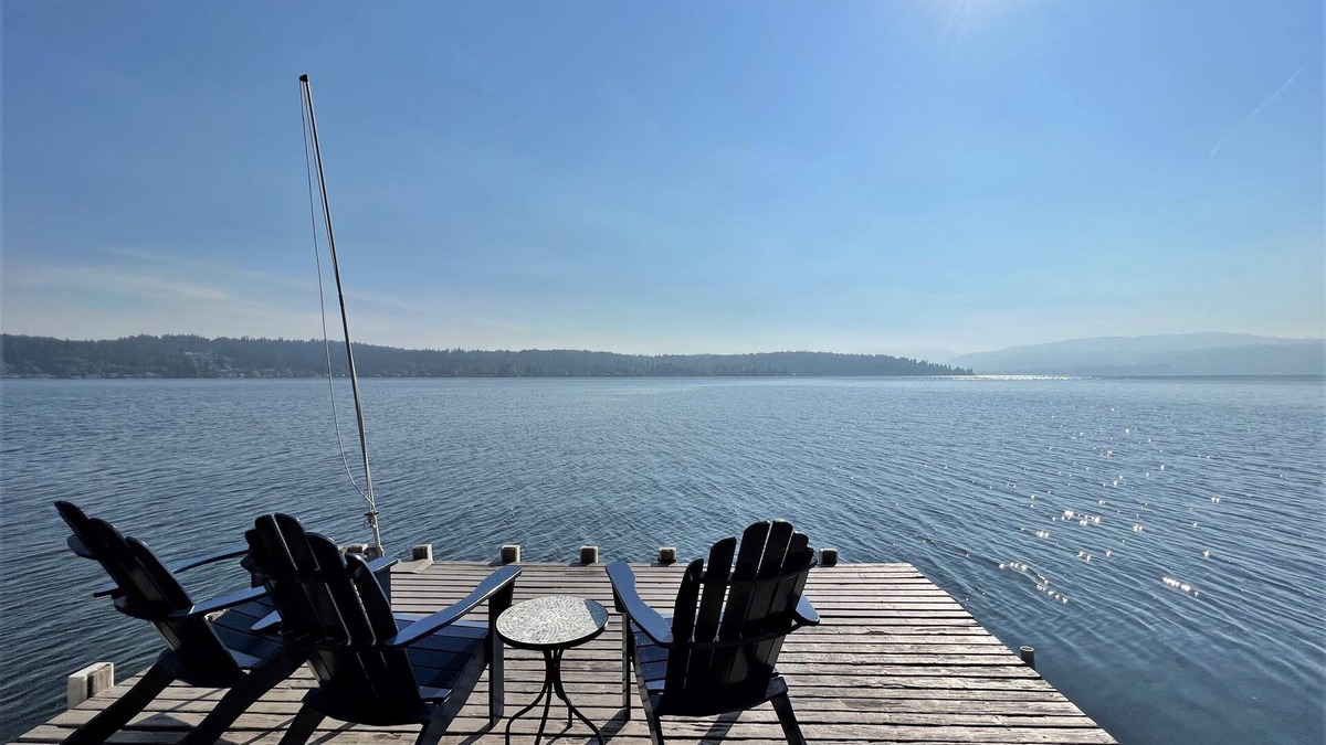 Northeast Bellevue House | Blue Heron Lakehouse: Spectacular Luxury Waterfront Home on Lake Sammamish