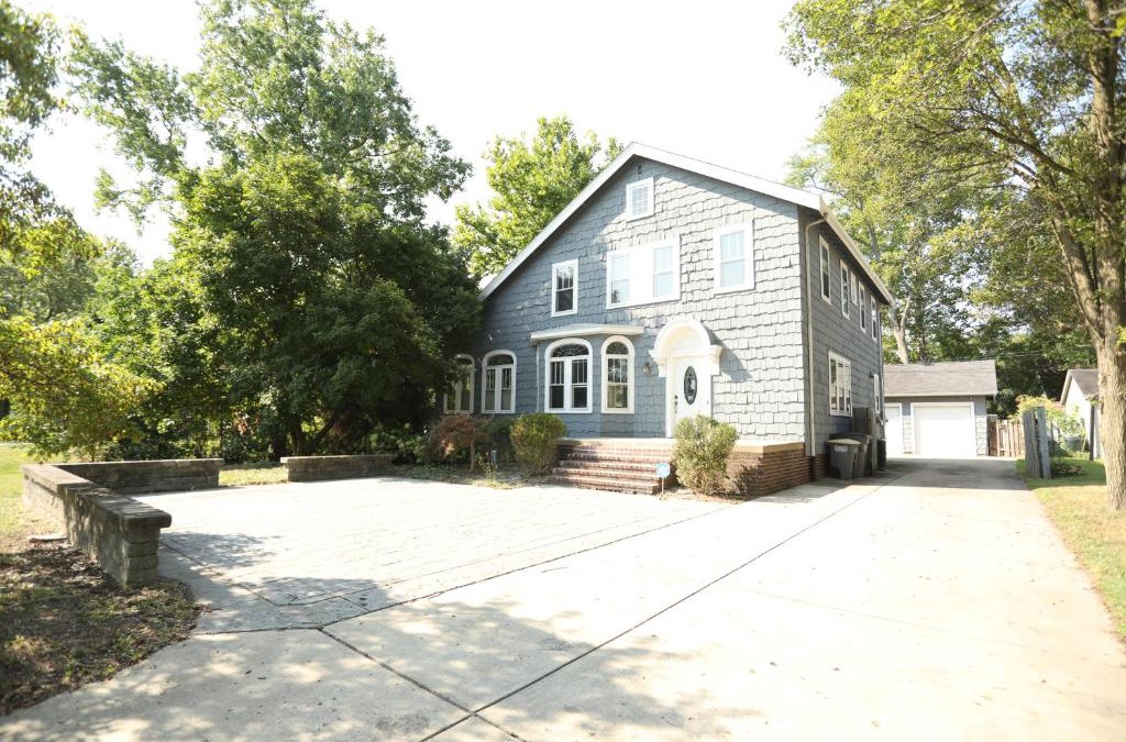 West Lafayette House | Blue House, Blocks from Ross-Aide, Mackey, Samara House, Birck Golf Complex