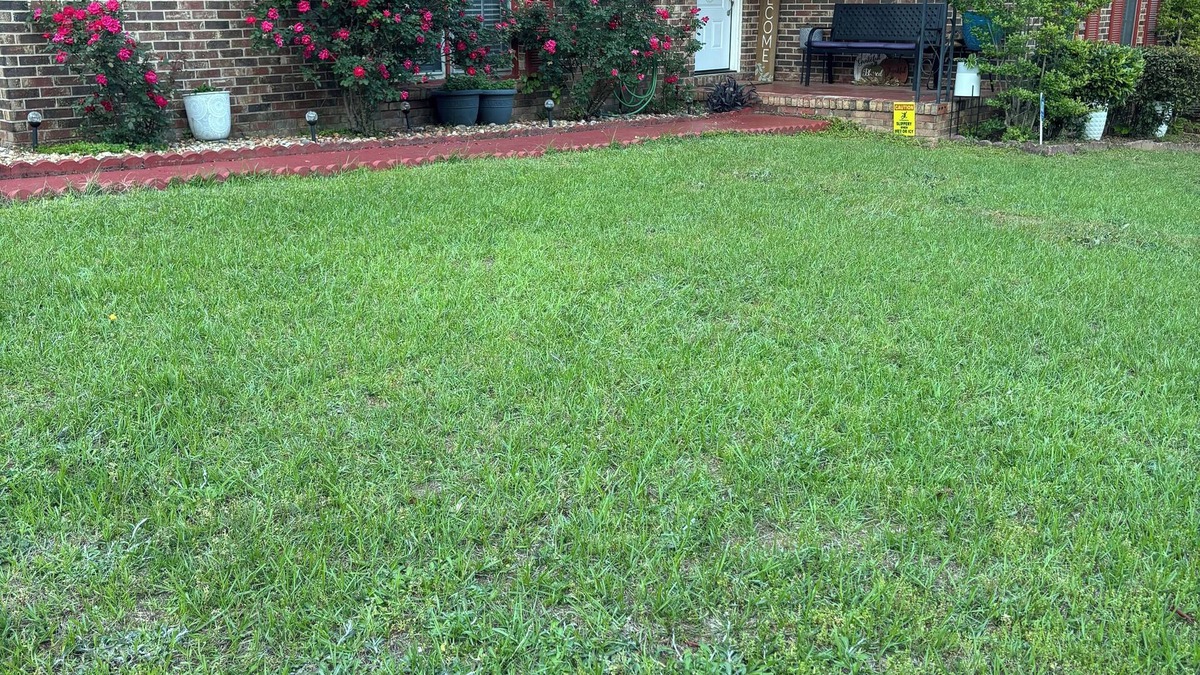 Columbus House | Blue Ivey Estates - your peace palace that’s less than 5 miles from Ft Moore.