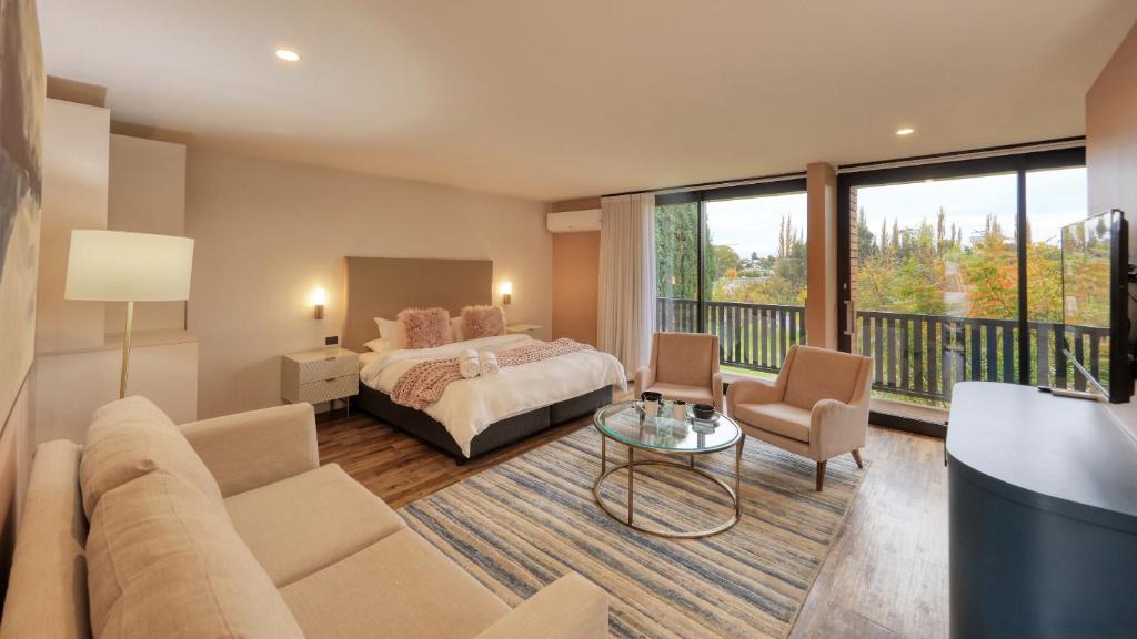 Canowindra Hotel | Blue Jacket Motel