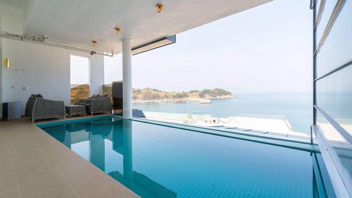Dolsan-eup Hotel | Blue Mango Pool Villa & Resort