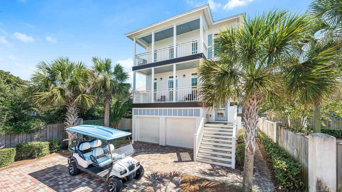 Miramar Beach House | BLUE MERMAID: Splash into Luxurious Paradise! Bikes, Pool, Golf Cart