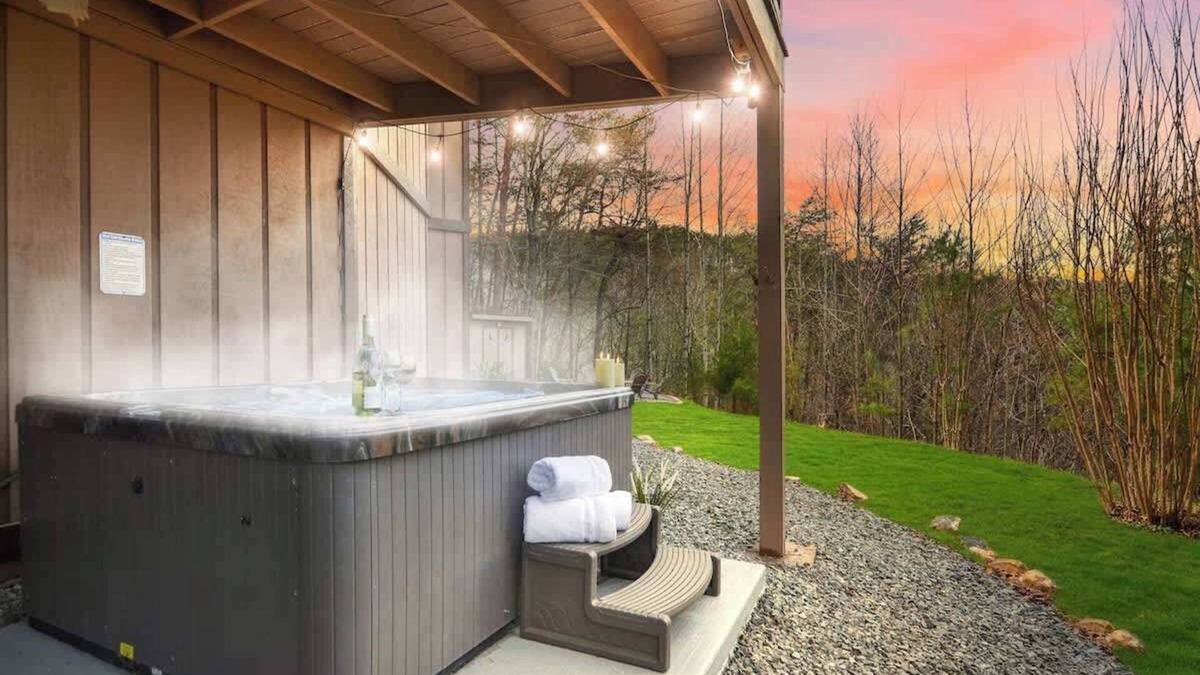 Blue Ridge House | Blue Mtn Retreat - Round House