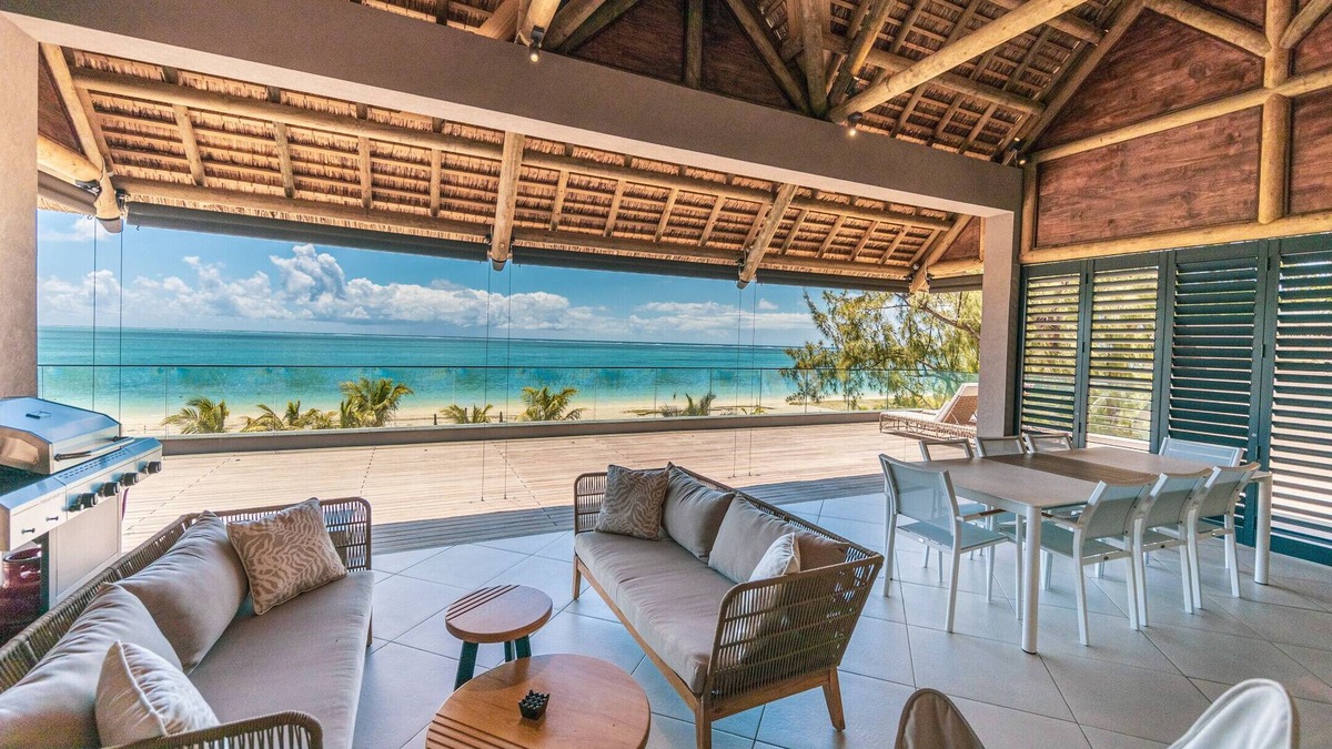 Pointe D'esny Apartment | Blue Nest - Penthouse by Horizon Holidays