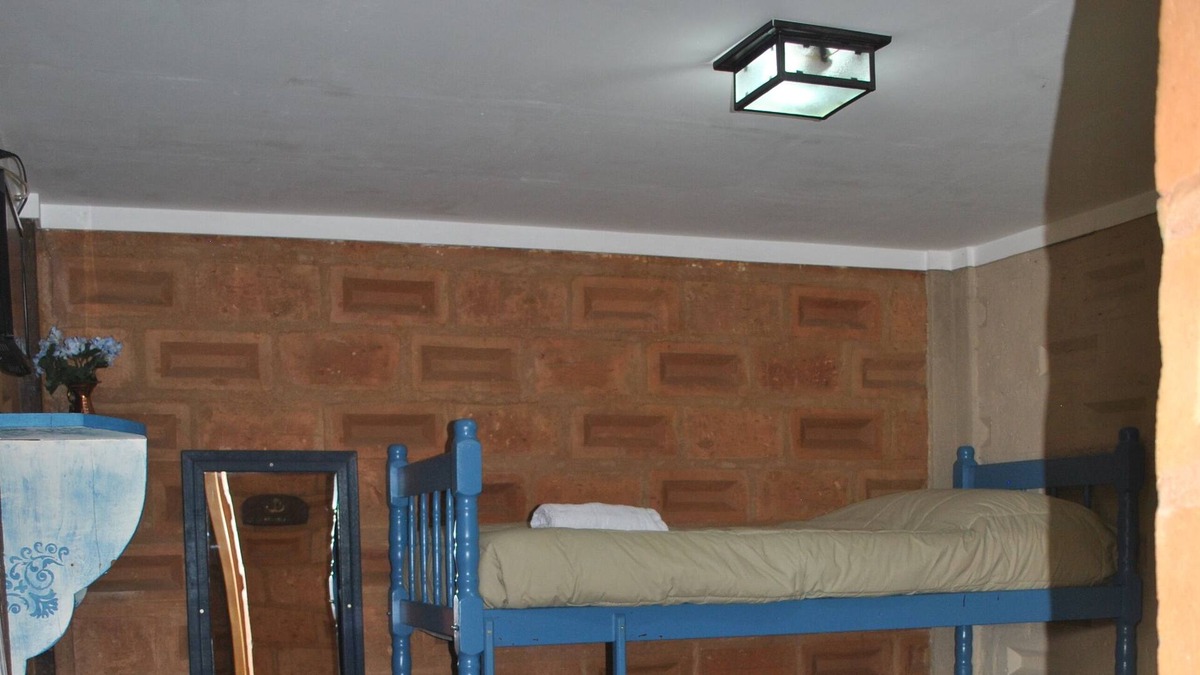 Jaguaribe Cabin | Blue Quadruple Room
