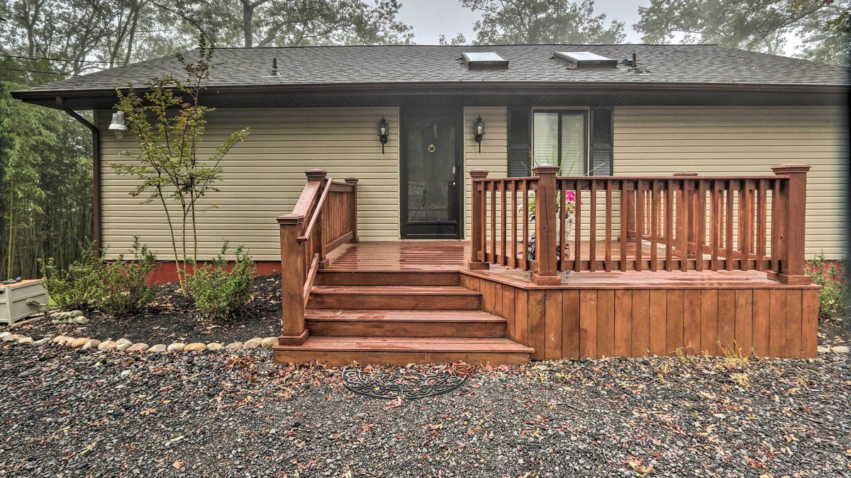 Millville House | 'Blue Ridge Acres', Riverfront Home w/ Deck