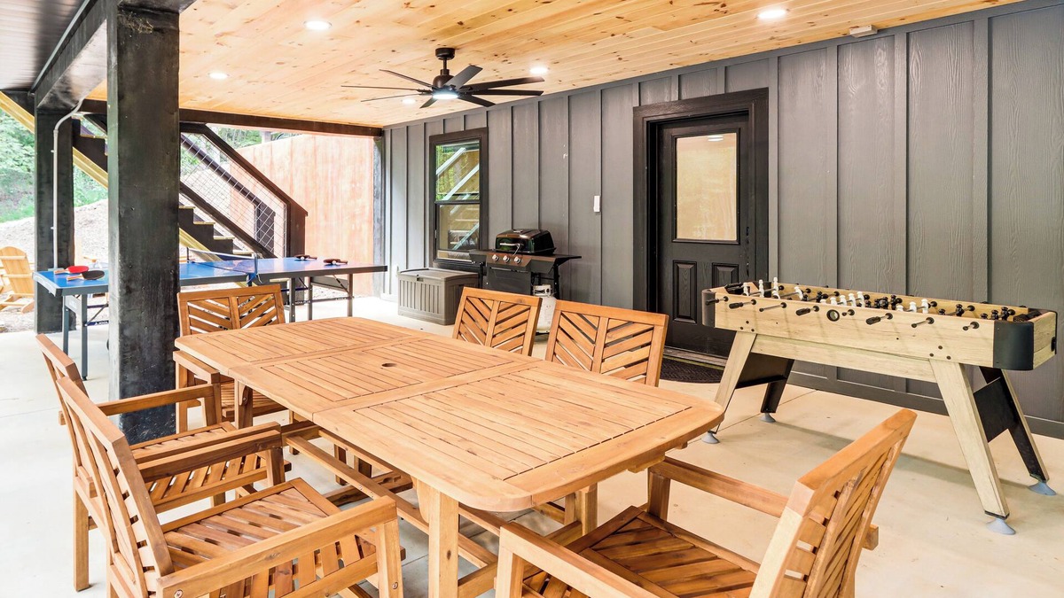 Copperhill Cabin | Blue Ridge Adventure Base: Grill, Play, Explore!