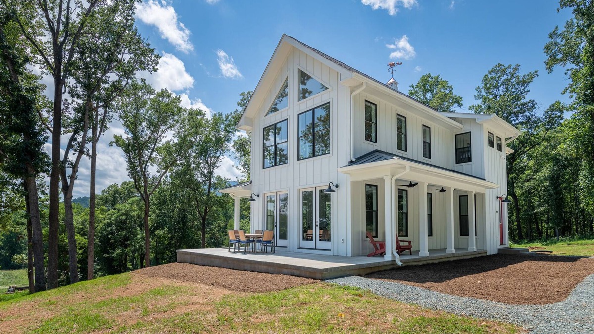 Afton House | Blue Ridge Mountain Views - Heart of VA Wine Country