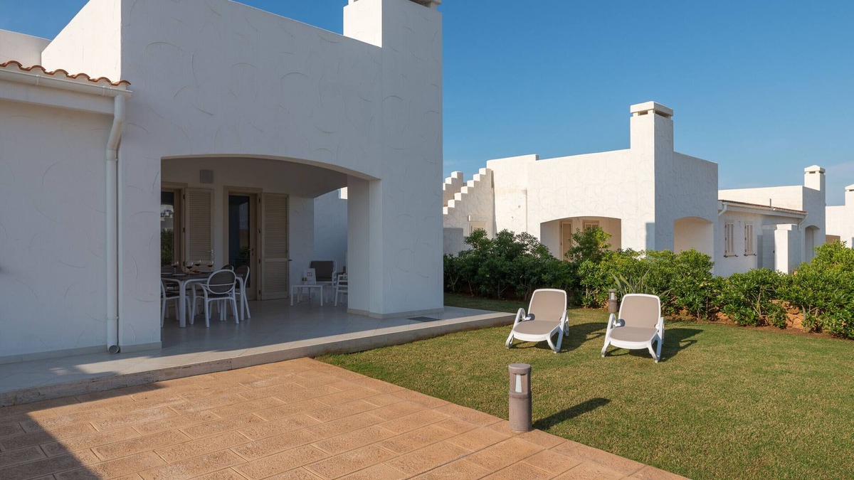 Marina di Ostuni Villa | Blue Sea Villas seafront by Wonderful Italy