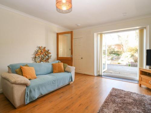 Auchmithie House | Blue Skies Cottage