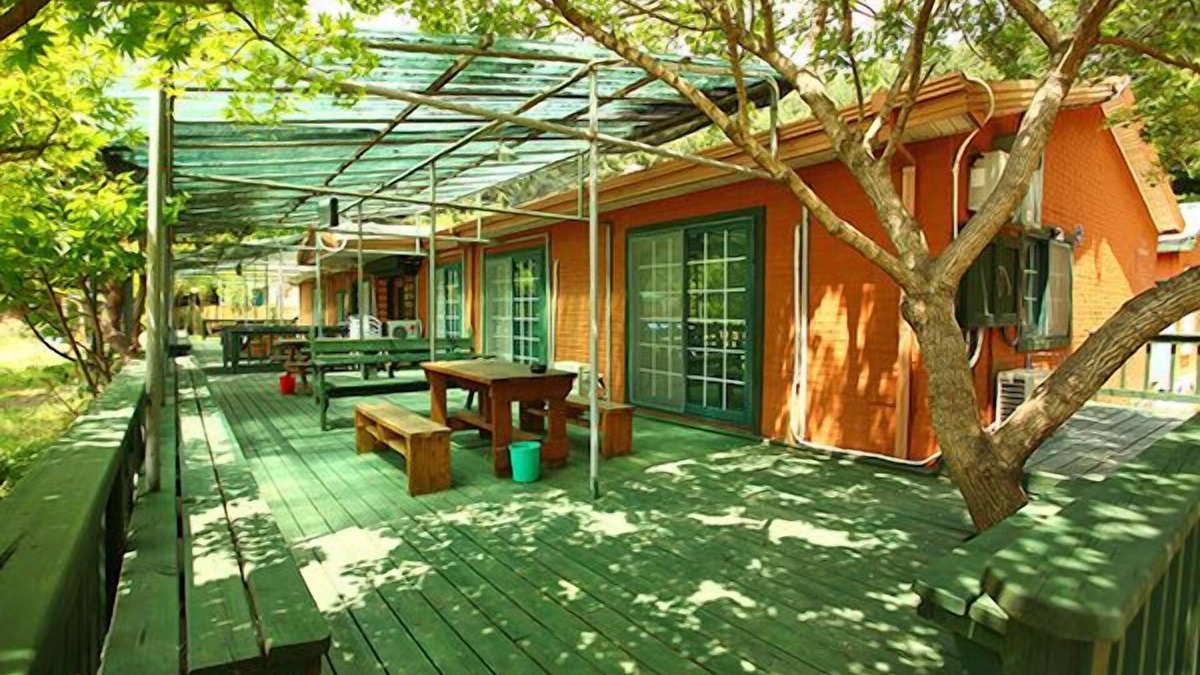 Sinbuk-myeon Hotel | Blue Sky Pension