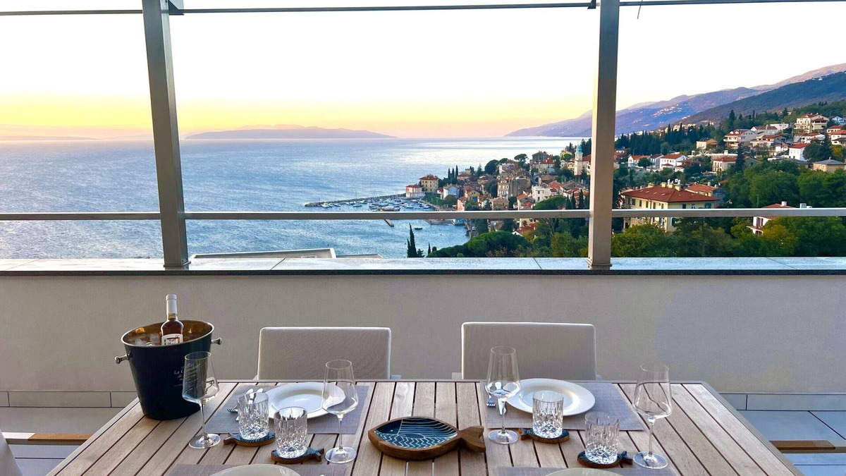 Volosko Villa | Blue View Residence