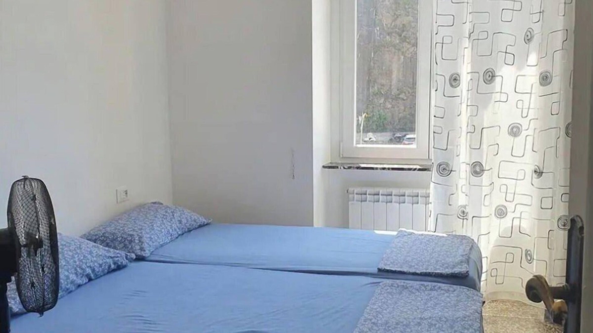 San Fruttuoso Apartment | Blue Wave Residence in Genova/3-bedroomt/Central and near to all necessities