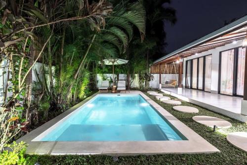 Penestanan Villa | Blue Wave Ubud - New Bali Gem - Poolside Bliss Awaits