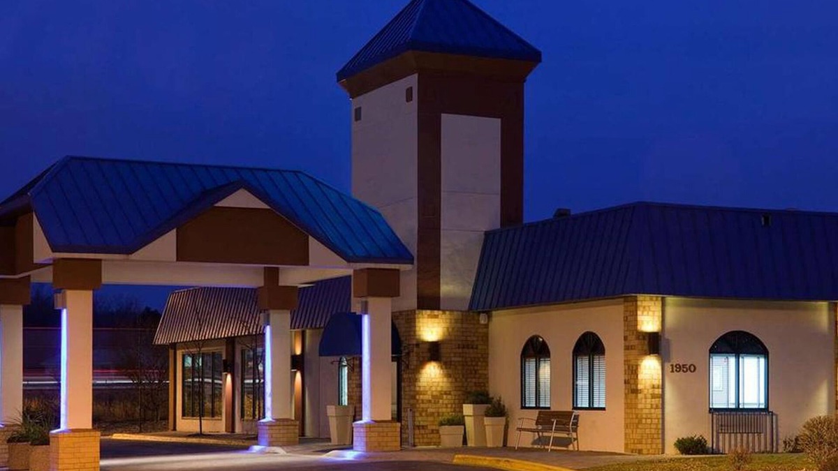 Eagan Hotel | Blue Way Inn Eagan Extended Stay