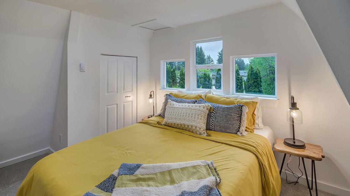 Union House | Blueberry Cabin 3bdrm near Alderbrook w/Hot Tub