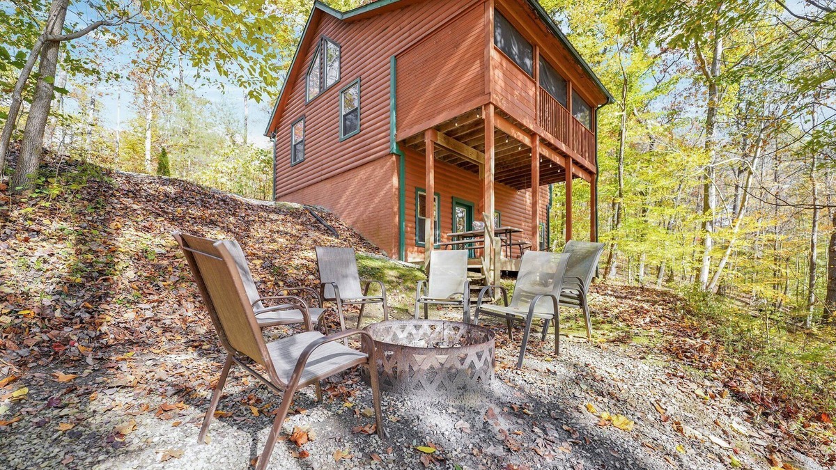 Rockbridge Cabin | Bluebird Cabin (Hocking Hills area)