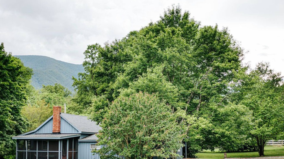 Roseland Cottage | Bluebird Cottage: Near 151 + Appalachian Trail