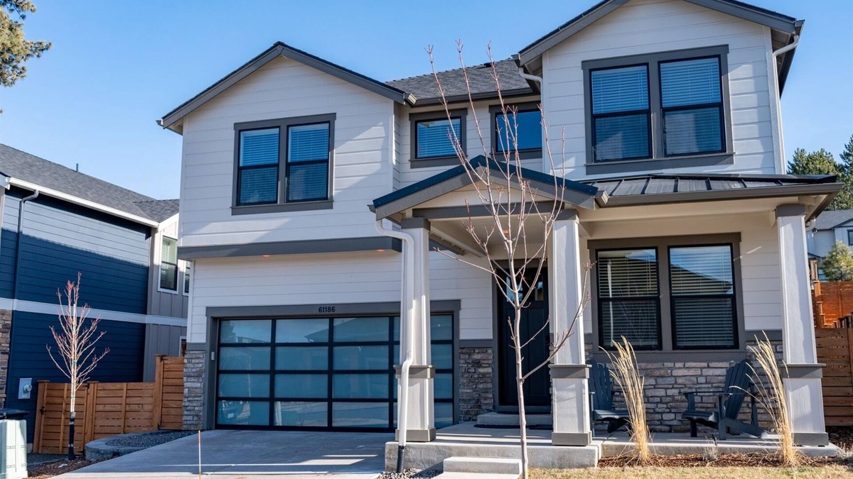 Century West House | Bluebird Day - Tippy Toe