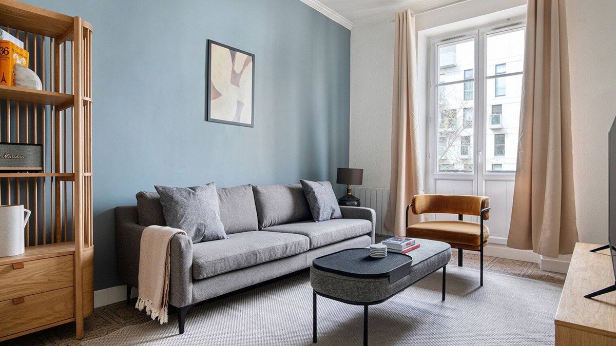 7th Arrondissement Apartment | Blueground | École Militaire, furnished, balcony