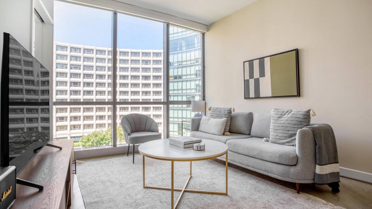 Dupont Circle Apartment | Blueground | Adams Morgan, rooftop, nr Dupont Circle