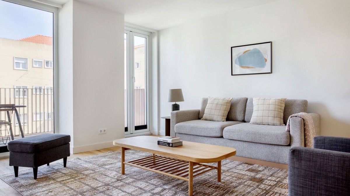 Alvalade Apartment | Blueground | Alvalade, fully furnished & equipped
