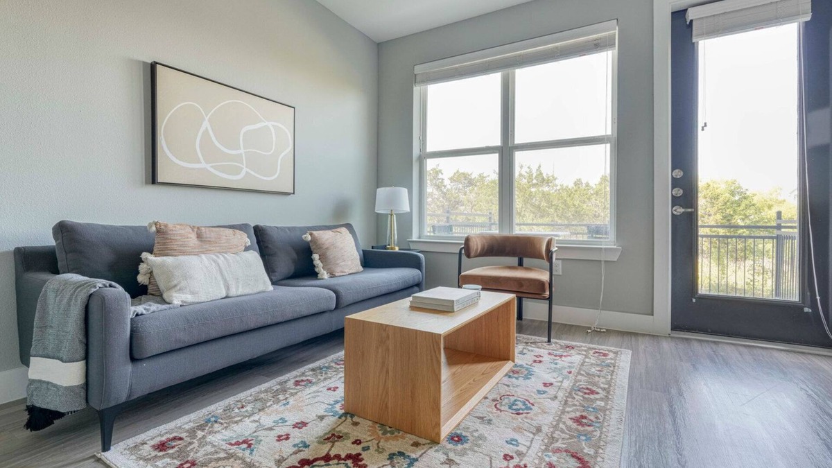 McNeil Apartment | Blueground | Austin, pool, nr Walnut Creek