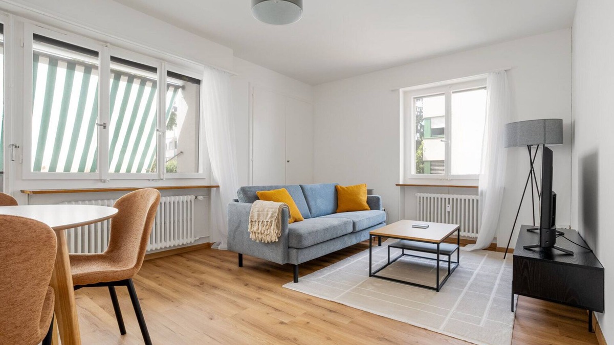 Iselin Apartment | Blueground | Basel-Iselin, balcony, nr Rhine