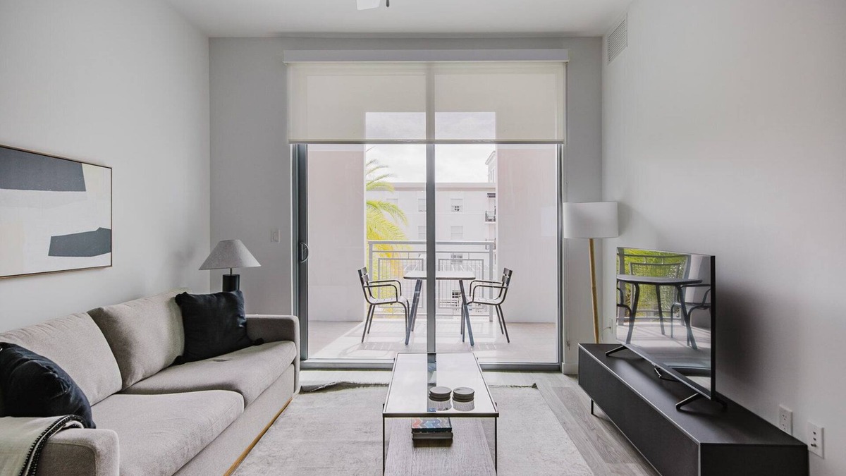 Coral Gables Apartment | Blueground | Brickell, pool & w/d, near city center