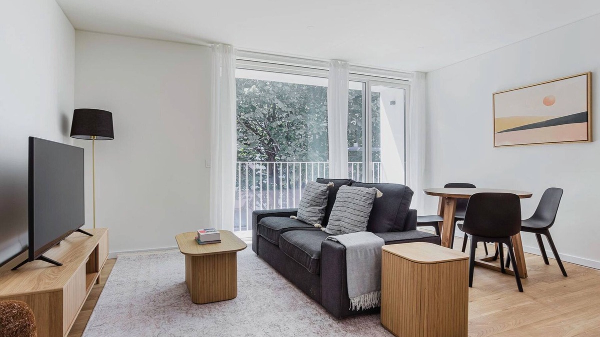 Sao Joao de Deus Apartment | Blueground | Campo Pequeno, furnished & modern