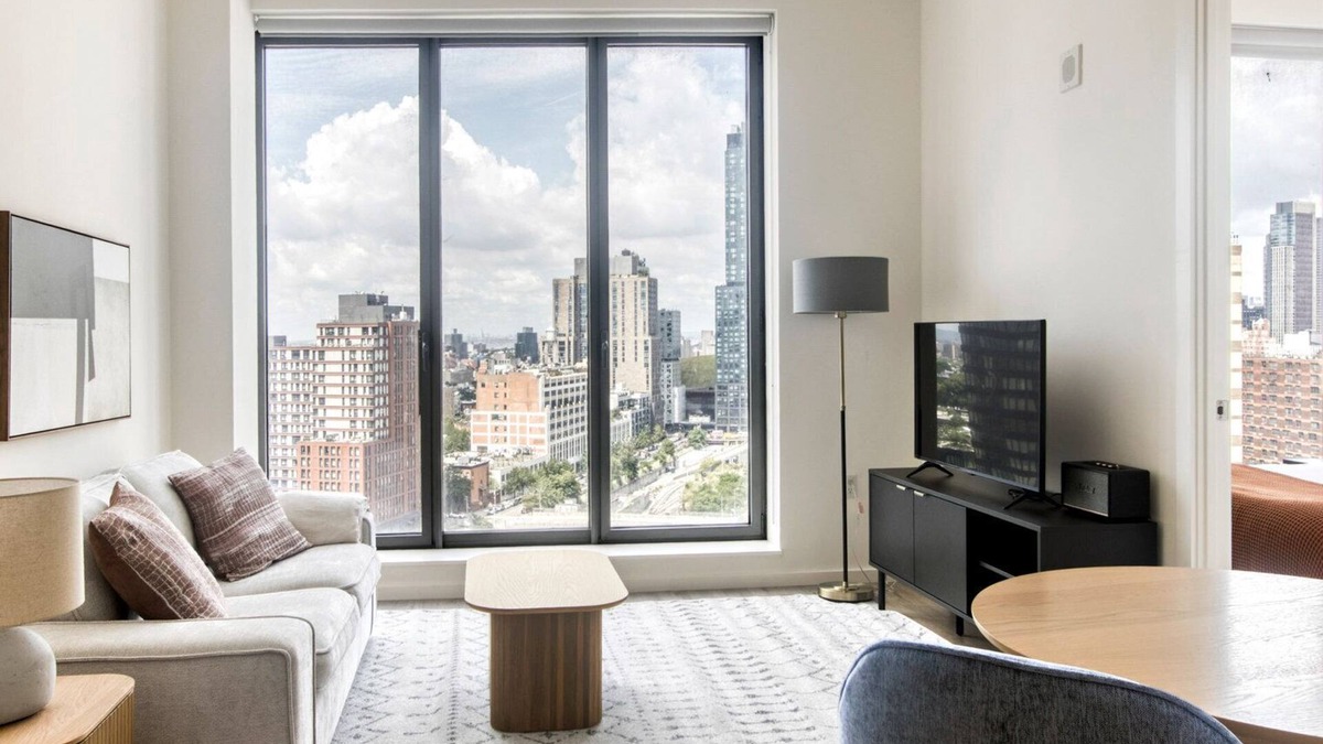 Clinton Hill Apartment | Blueground | Clinton Hill, pool, nr Fort Greene Park
