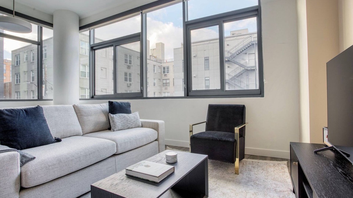 West End Apartment | Blueground | Dupont Circle, pool, nr Lincoln Memorial