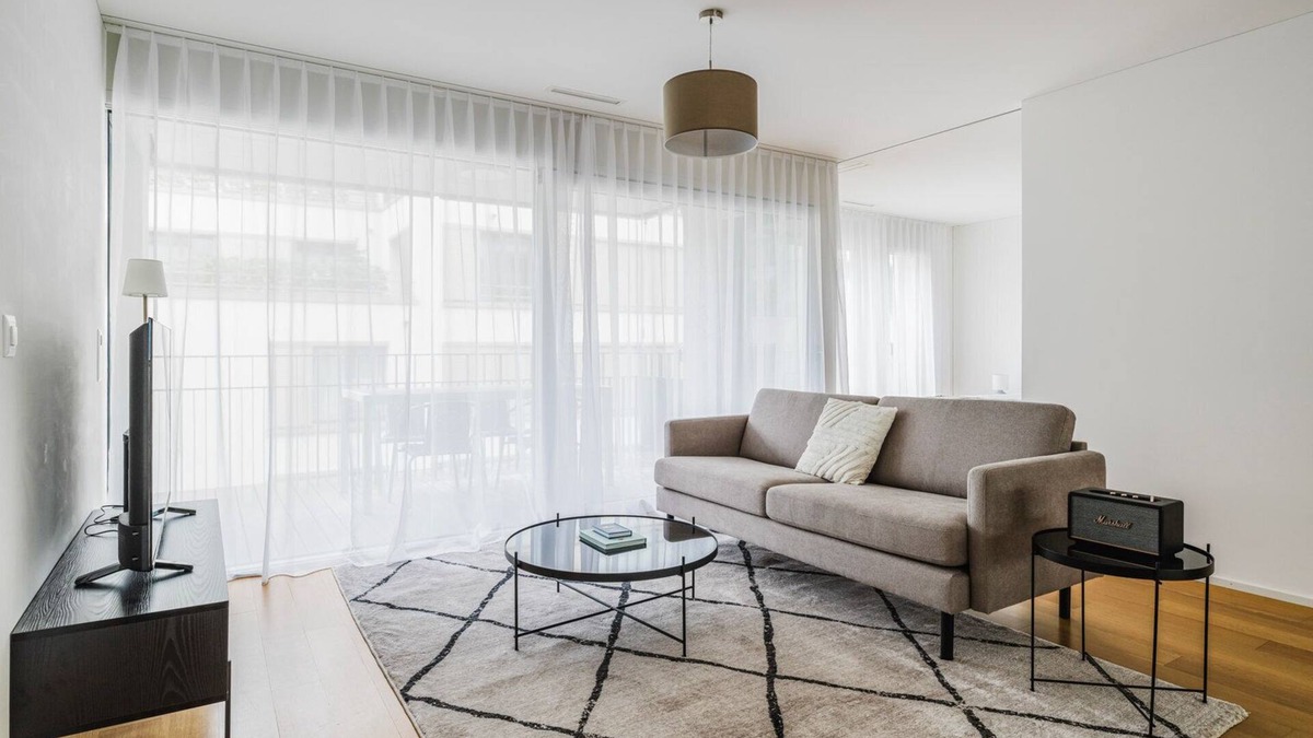 Escher Wyss Apartment | Blueground | Escher Wyss, elev & w/d, nr market