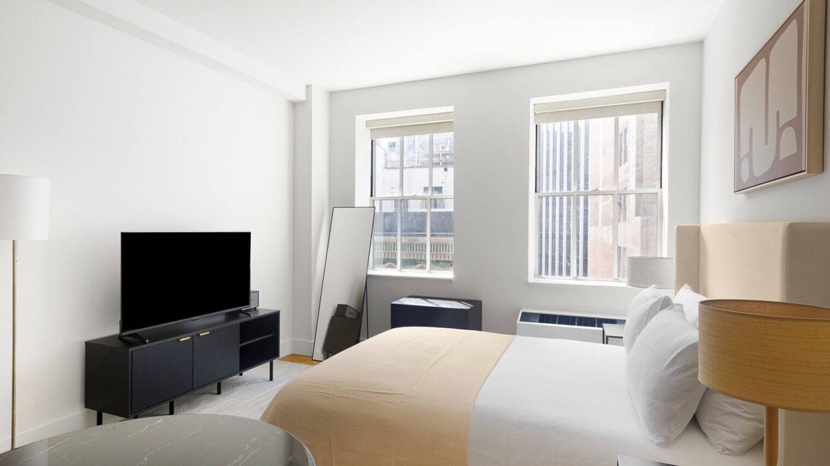 Financial District Apartment | Blueground | Financial District, rooftop, nr Wall St.