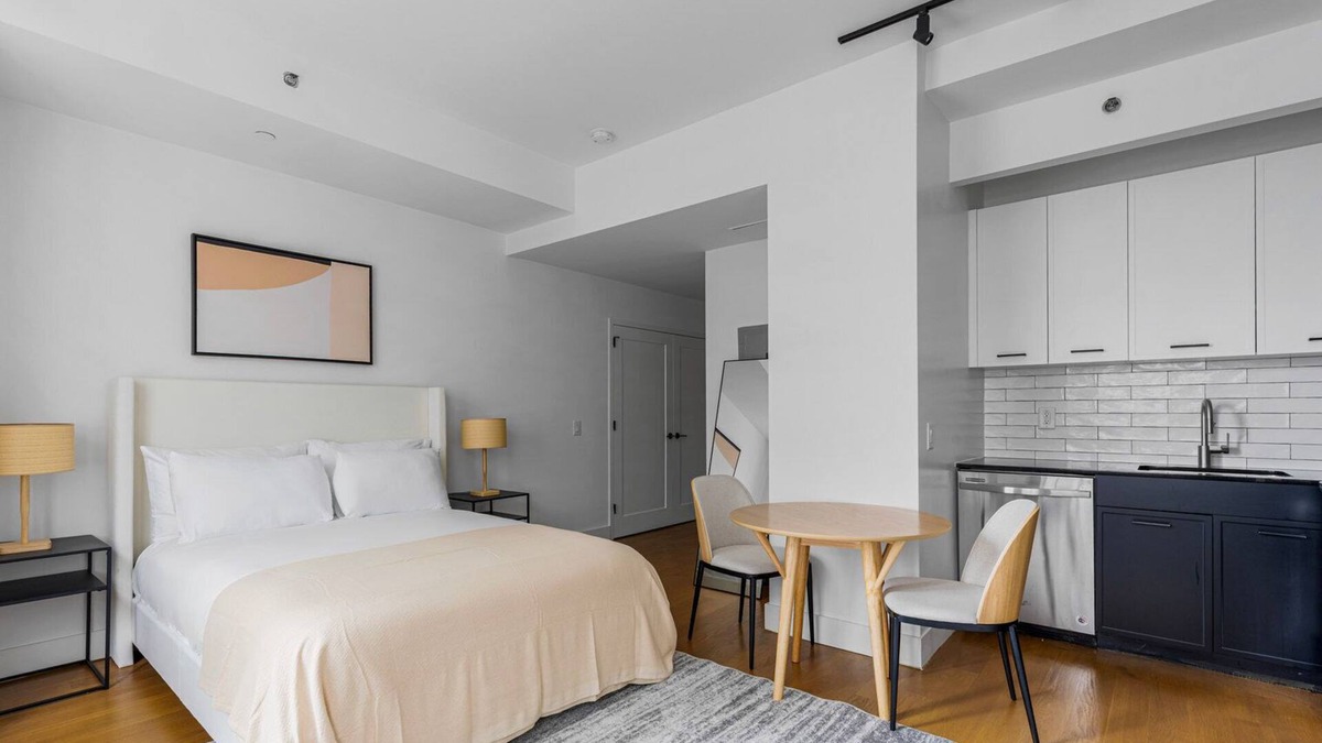 Financial District Apartment | Blueground | Financial District, rooftop, nr Wall St
