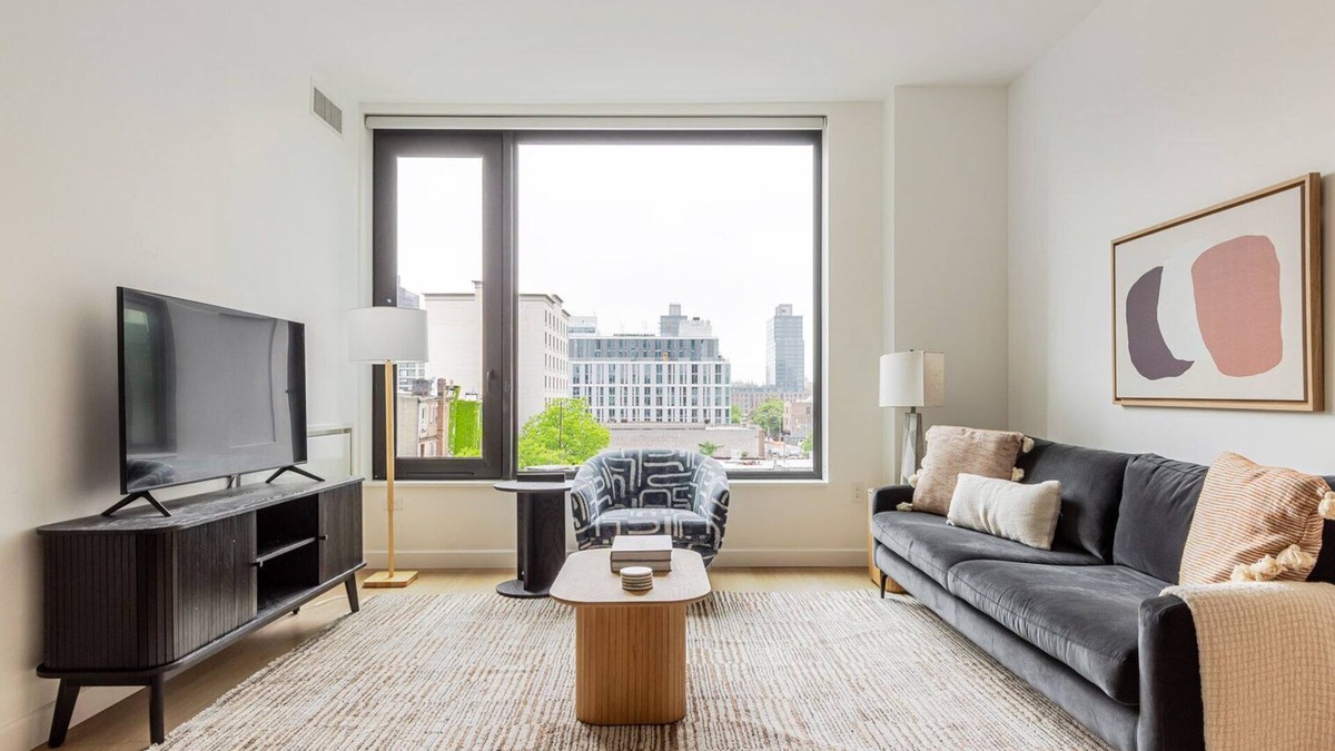 Gowanus Apartment | Blueground | Gowanus, rooftop pool, nr Prospect Park