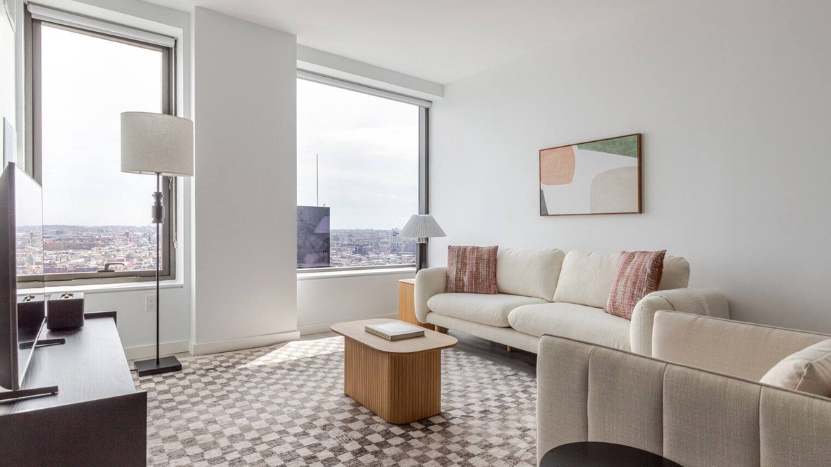 Greenpoint Apartment | Blueground | Greenpoint, pool & w/d, nr park