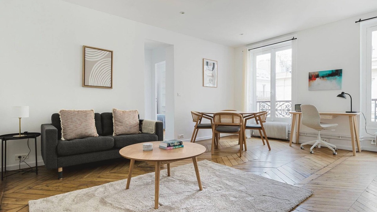 Paris City Center Apartment | Blueground | Le Marais-St-Paul, nr museum & shops