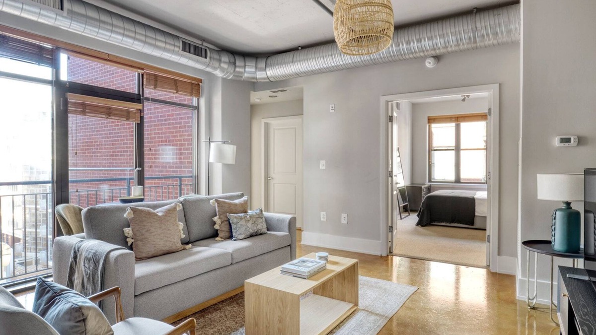 Logan Circle Apartment | Blueground | Logan Circle, rooftop, nr The White House
