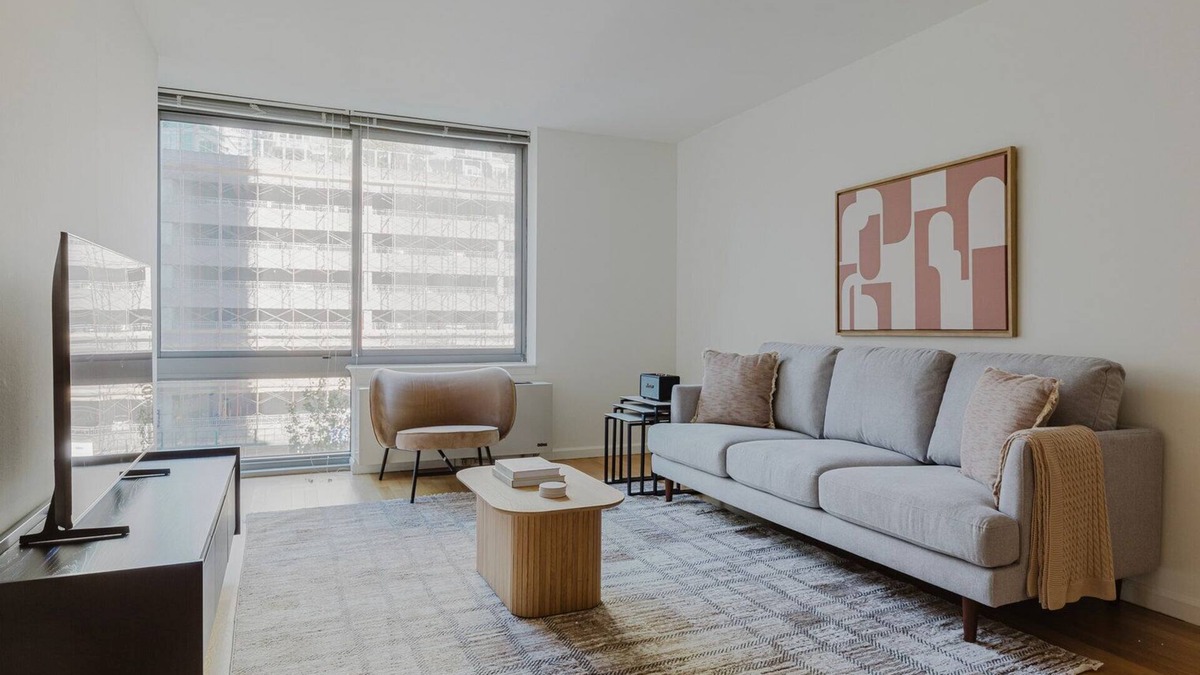 Hunters Point Apartment | Blueground | Long Island City 2bd apartment