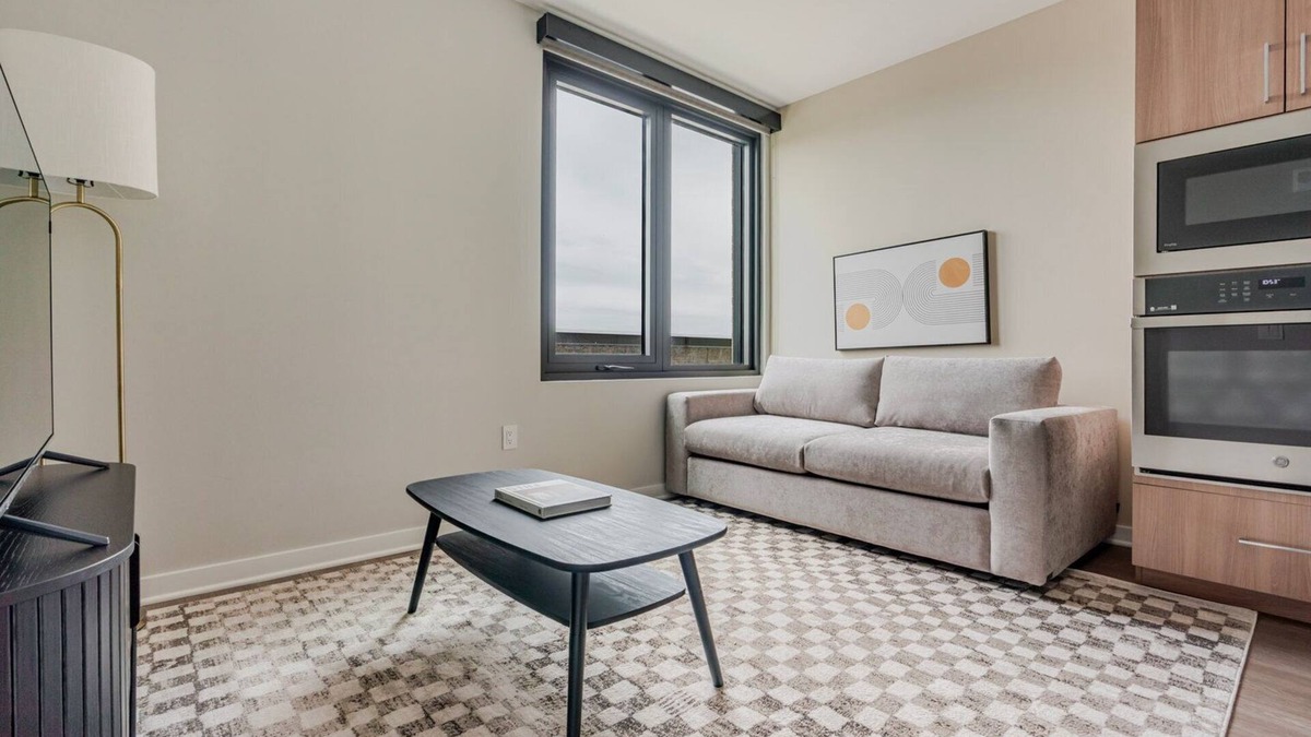 Clarendon Apartment | Blueground | Lyon Village, pool, nr Arlington Cemetery