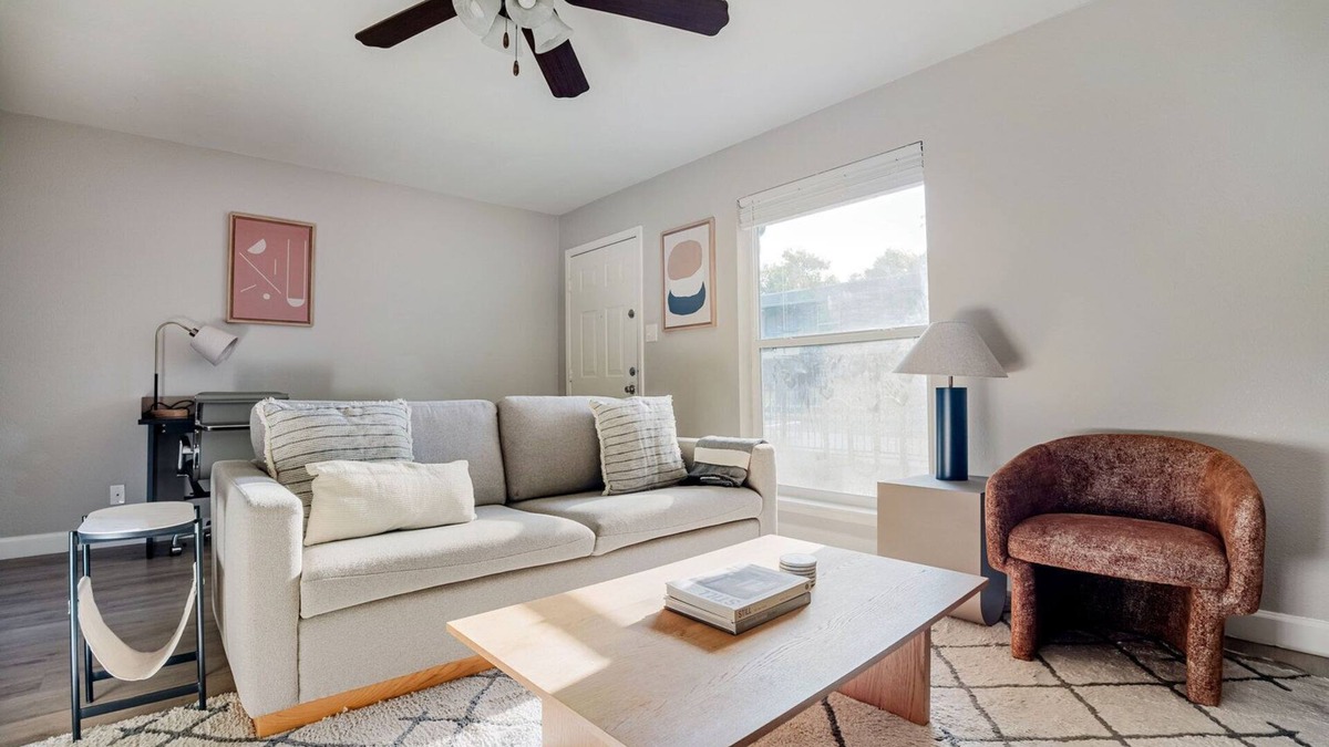 Cherrywood Apartment | Blueground | Mueller 1bd, BBQ, Pool, AC, nr Downtown