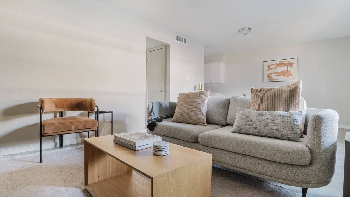 Cherrywood Apartment | Blueground | Mueller 2bd, BBQ, Pool, AC, nr Downtown
