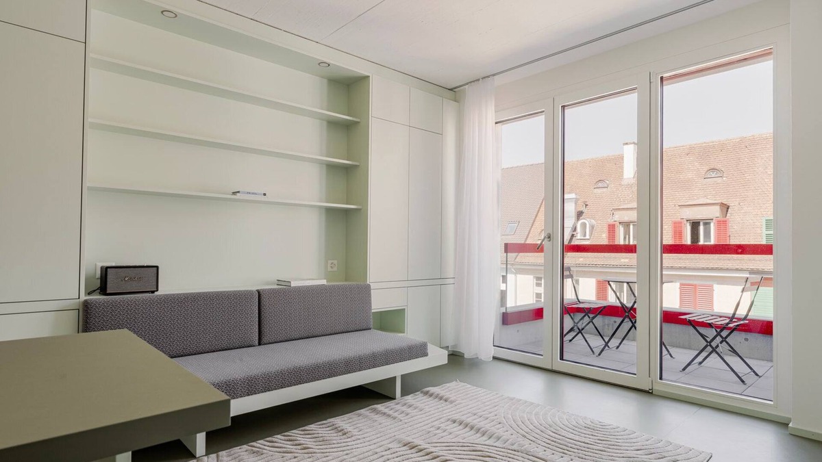 Oerlikon Apartment | Blueground | Oerlikon, balcony, nr Zurich Zoo