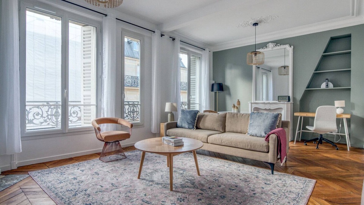Saint-Vincent-de-Paul Apartment | Blueground | Pigalle, nr shopping & festive area