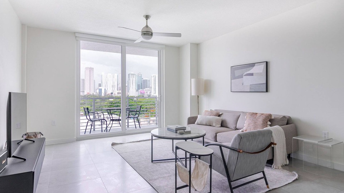 East Little Havana Apartment | Blueground | Riverside, pool, nr Miami River