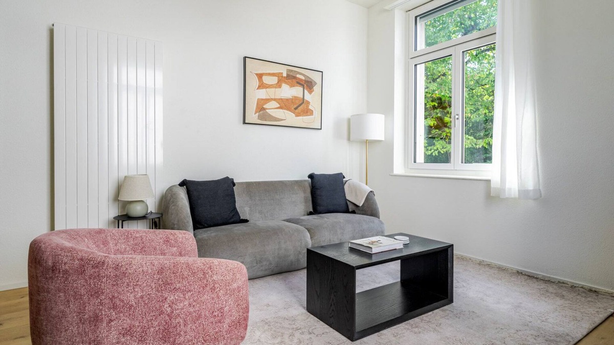 Seebach Apartment | Blueground | Seebach, balcony, nr Katzensee