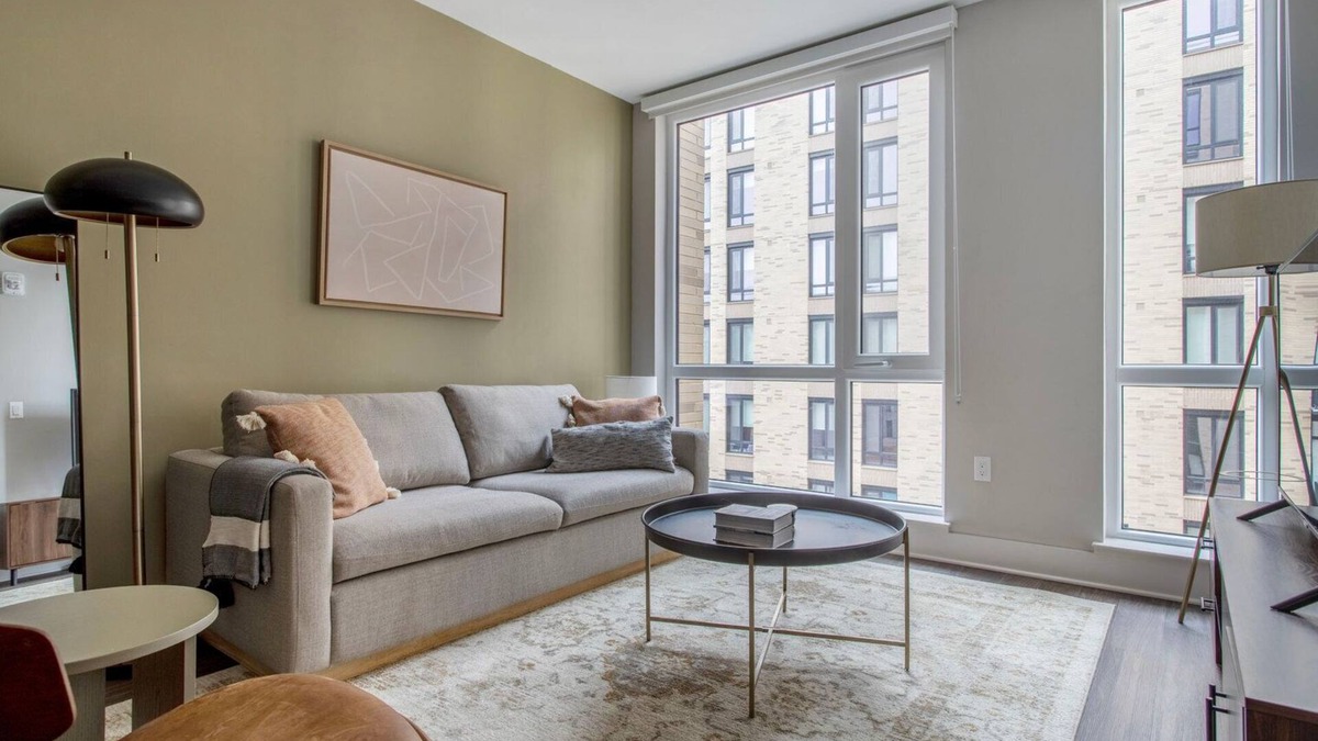 North Capitol Street Apartment | Blueground | Sursum Corda, pool, nr National Mall