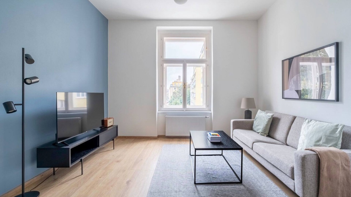 Vrsovice Apartment | Blueground | Vršovice, near renaissance–style park (PRG-7)